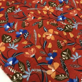Tissu imprimé haute couture Fleurs - Fond rouge