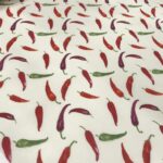Tissu coton enduit cretonne Oeko-tex Pimentos - Fond écru