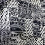 Soie imprimée haute couture "Edizione Gianni di Roma" Zibrase, noir fond ivoire
