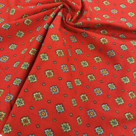 Coupon de tissu provençal 0,85 m x 1,60 m - Fond rouge N°1