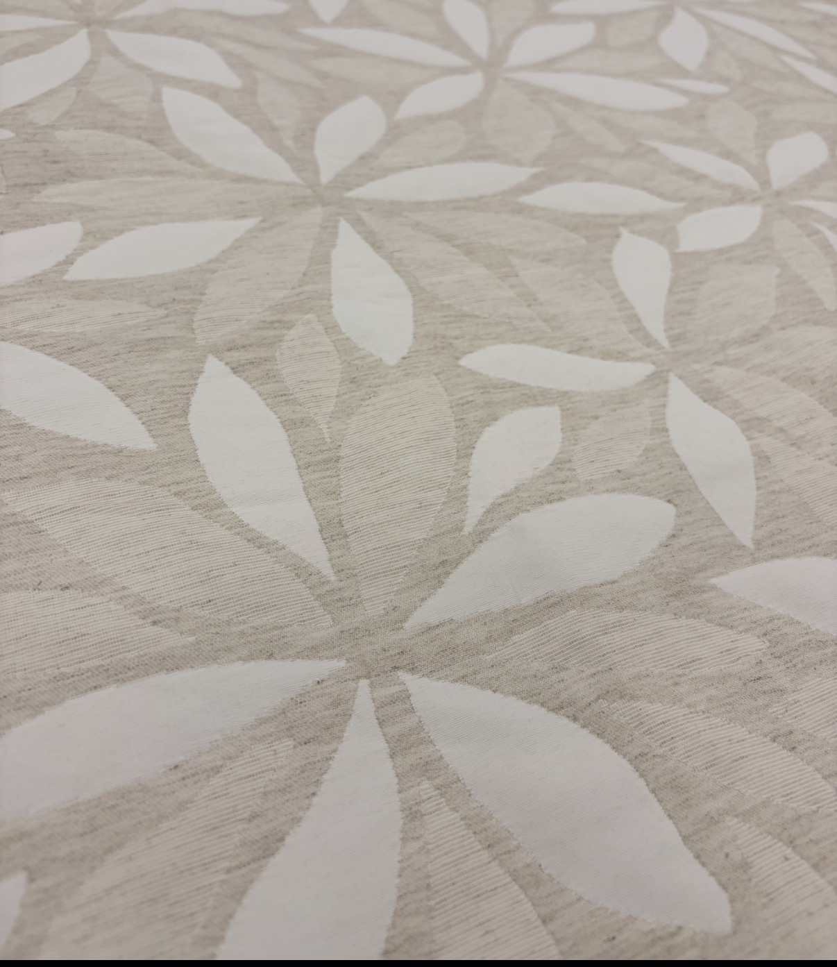 Screenshot Coupon de tissu Piqué fleurs Naturel, Blanc 0,70m x 1,40 m - N°151 – Image 1