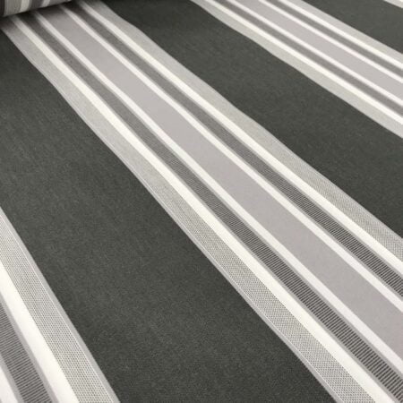 IMG_3337-450x450 Coupon de tissu Escale a rayures Gris Blanc 1,10 m x 1,60 m - N°82 – Image 1