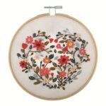 Kit broderie Trimits avec cercle 15 cm - Cœur fleuri