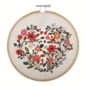 Kit broderie Trimits avec cercle 15 cm - Cœur fleuri