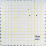 Règle de patchwork carrée 32 × 32 cm - Sew Easy