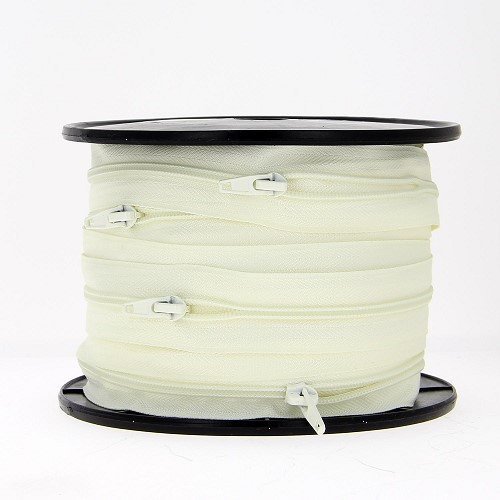 Fermeture à glissière au mètre spirale n° 5 – Écru Fermeture à glissière au mètre spirale n° 5 – Écru