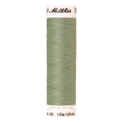 Fil à coudre Seralon 100 m - Vert sauge (coloris 1095) Fil à coudre Seralon 100 m - Vert sauge (coloris 1095)
