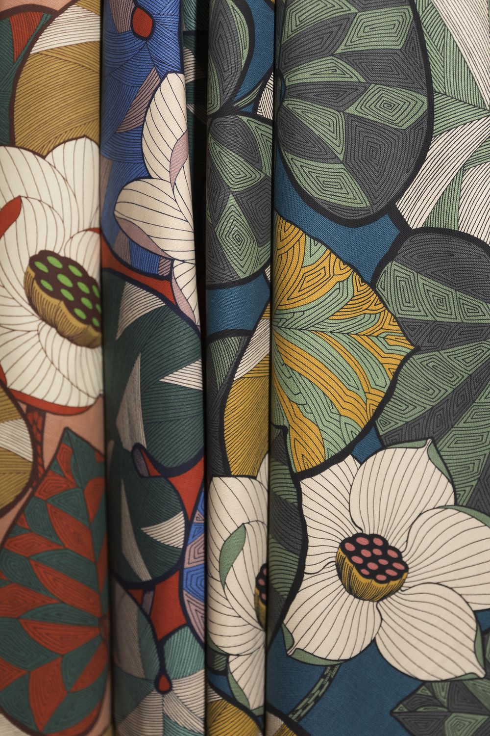 Toile Idris édition Thevenon Paris, plusieurs coloris drapés