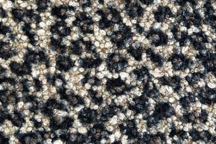 Tissu curly bouclette léopard - Beige et noir Tissu curly bouclette léopard - Beige et noir