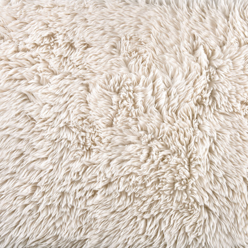 Tissu fausse fourrure douce - Blanc cassé Tissu fausse fourrure douce - Blanc cassé